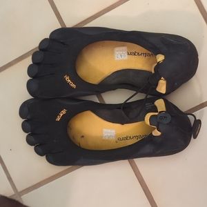 Vibram 5 fingers men's 43